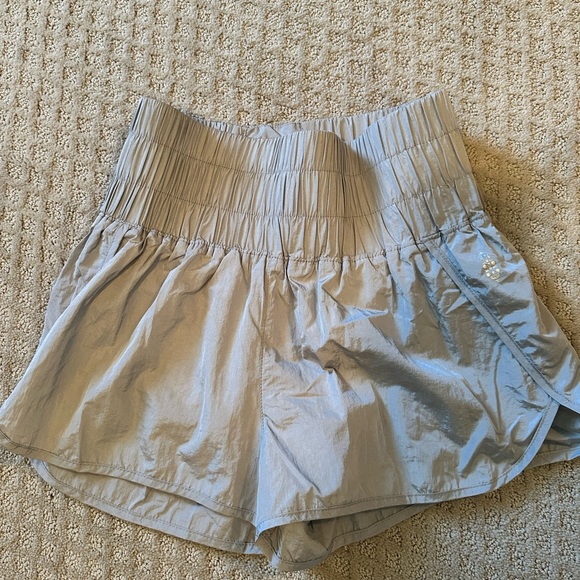 NWOT sz M Free People Movement The Way Home Shorts Artic Fox grey gray - Picture 3 of 10